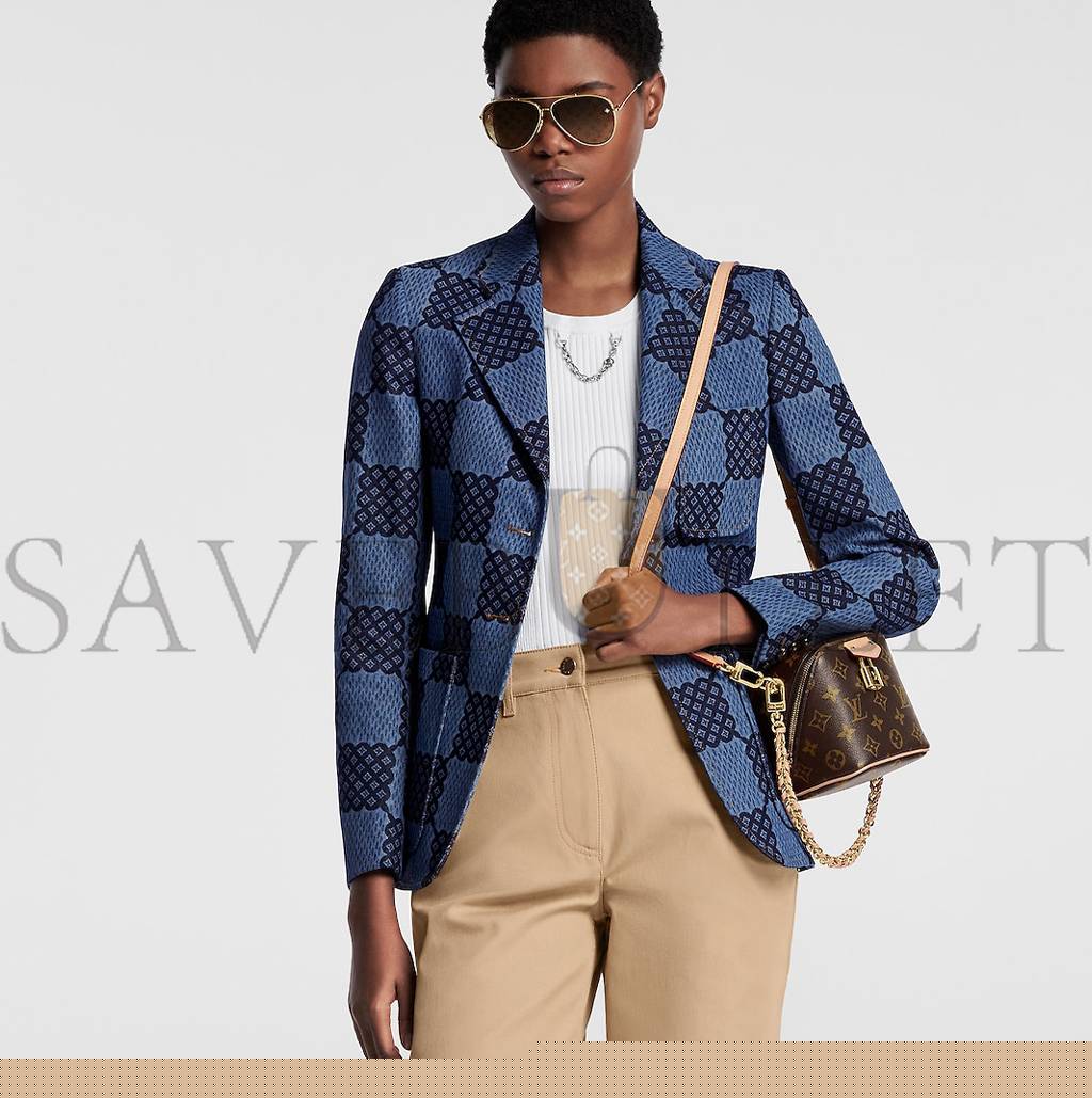 l**is V*t*n just in case m47096 (14*13*11cm)